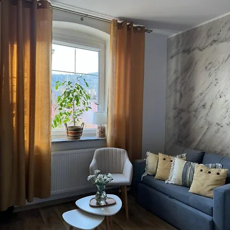 Апартаменты Dawna Mleczarnia Sloneczny Нова-Руда